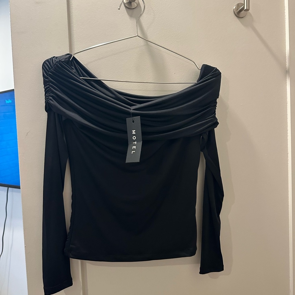 NWT Motel Rocks Black Off-Shoulder top